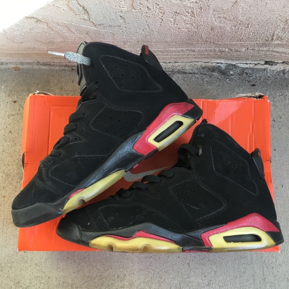 Air Jordan 6 Retro Black Varsity Red 2010 - Picture 3 of 8